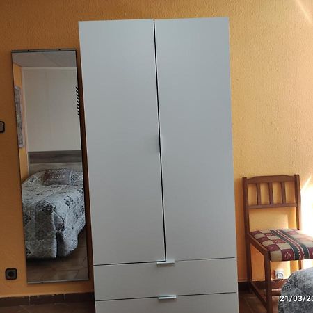 Acogedor Apartment Zaragoza Luaran gambar