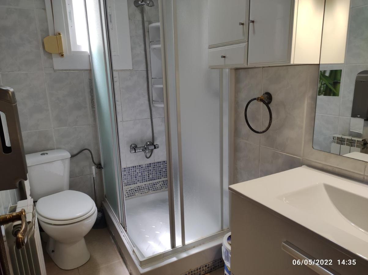 Acogedor Apartment Zaragoza Luaran gambar